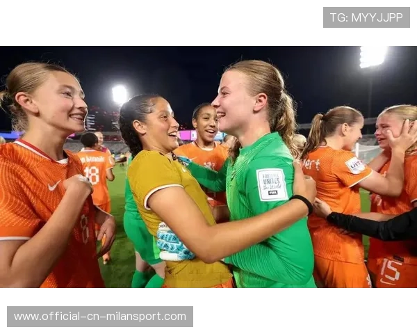 女足世界杯黑马现身：荷兰女足首次参赛即闯入四强，2021女足荷兰