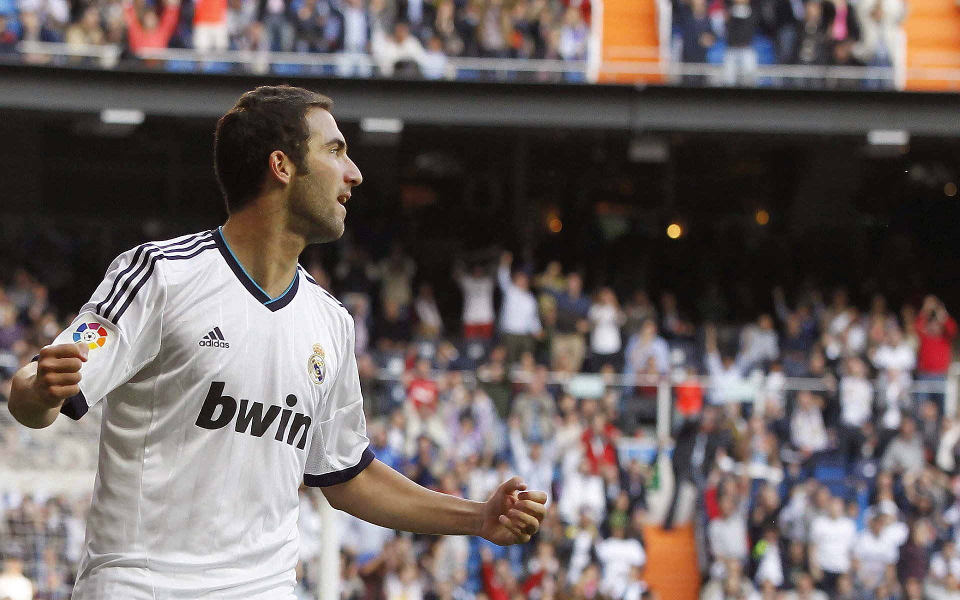 米兰体育app官网-欧洲豪门“厮杀”：皇马、拜仁、曼城火拼季